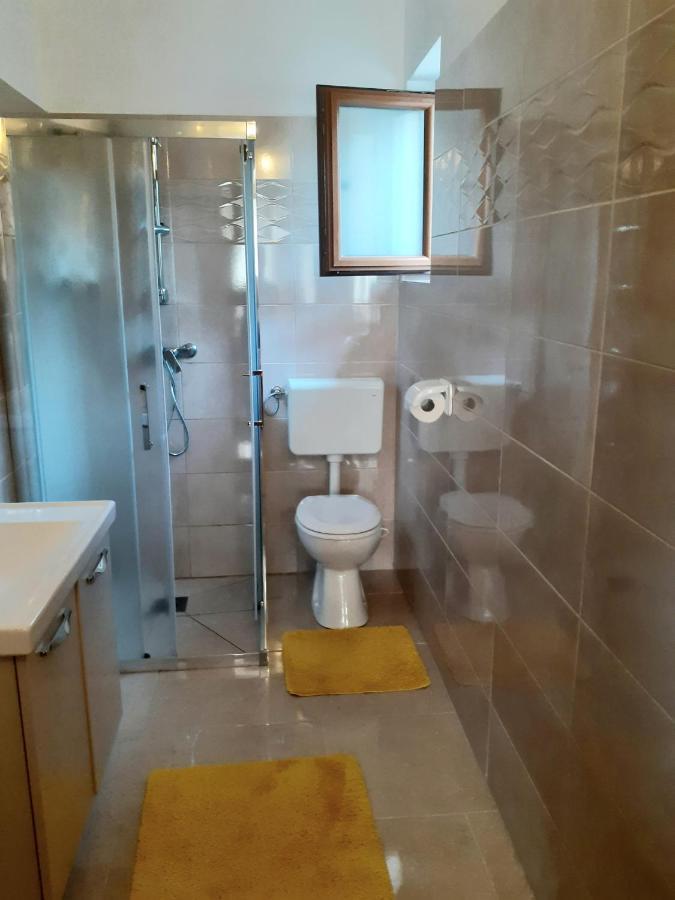 Apartman Paola Appartement Malinska Buitenkant foto
