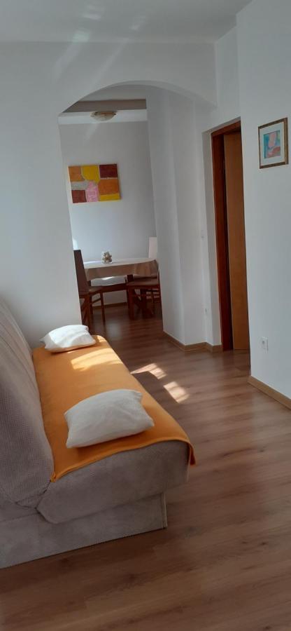 Apartman Paola Appartement Malinska Buitenkant foto